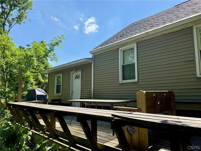 5230 State Route 233, Westmoreland, NY 13490