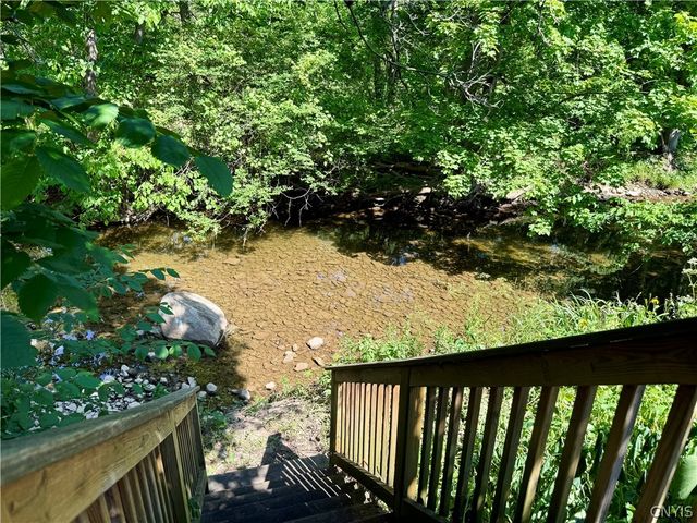 5230 State Route 233, Westmoreland, NY 13490