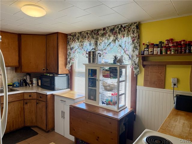 5230 State Route 233, Westmoreland, NY 13490
