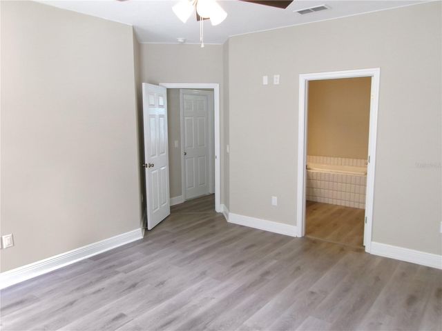 37450 PICKETTS MILL AVENUE, Zephyrhills, FL 33542