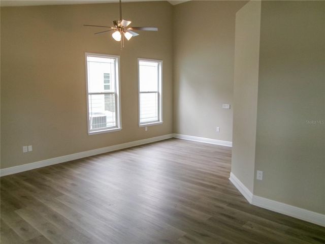 37450 PICKETTS MILL AVENUE, Zephyrhills, FL 33542