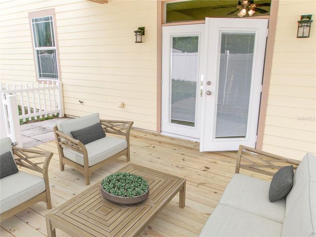 37450 PICKETTS MILL AVENUE, Zephyrhills, FL 33542