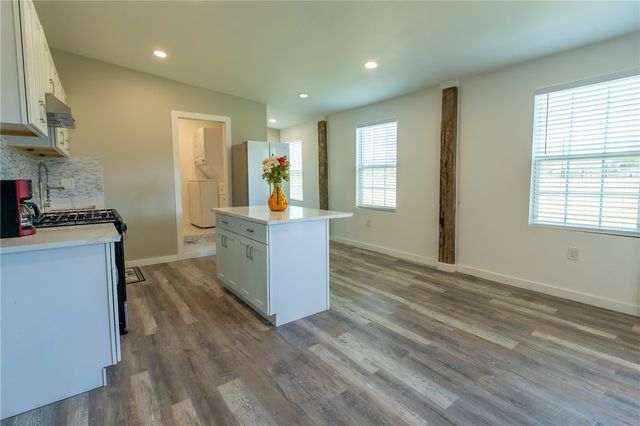 21564 County Road 1718, Mathis, TX 78368