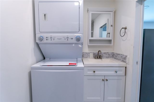 21564 County Road 1718, Mathis, TX 78368