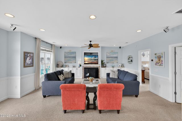 92 W First Street, Ocean Isle Beach, NC 28469