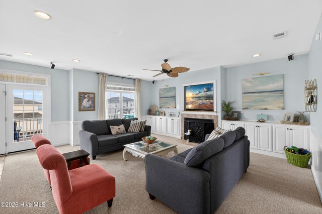 92 W First Street, Ocean Isle Beach, NC 28469