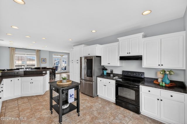 92 W First Street, Ocean Isle Beach, NC 28469