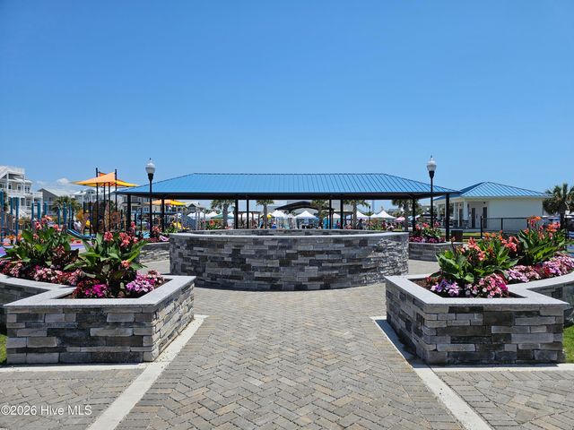 92 W First Street, Ocean Isle Beach, NC 28469