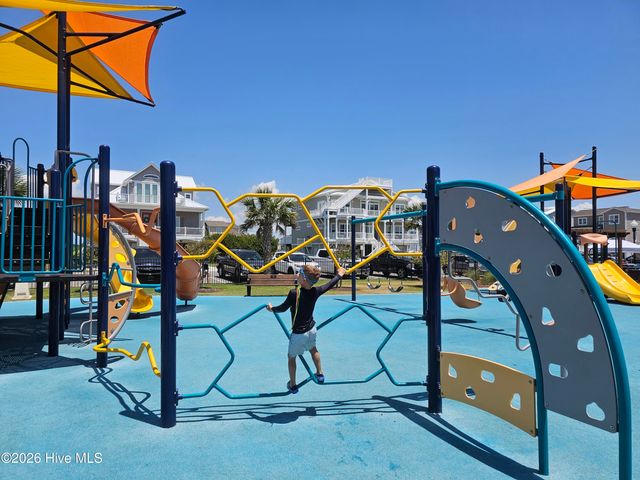 92 W First Street, Ocean Isle Beach, NC 28469