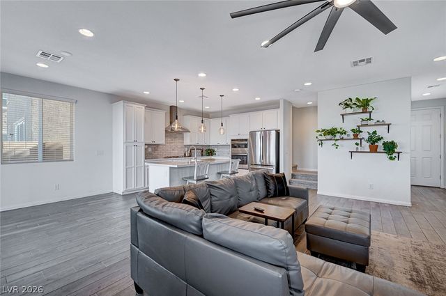 4138 Painted Lady Avenue, Las Vegas, NV 89141