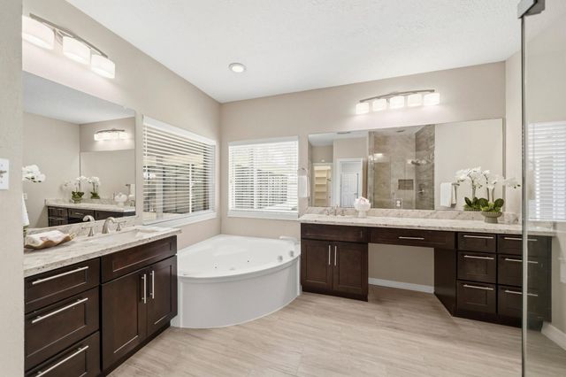 1201 Arbre Lane, Friendswood, TX 77546