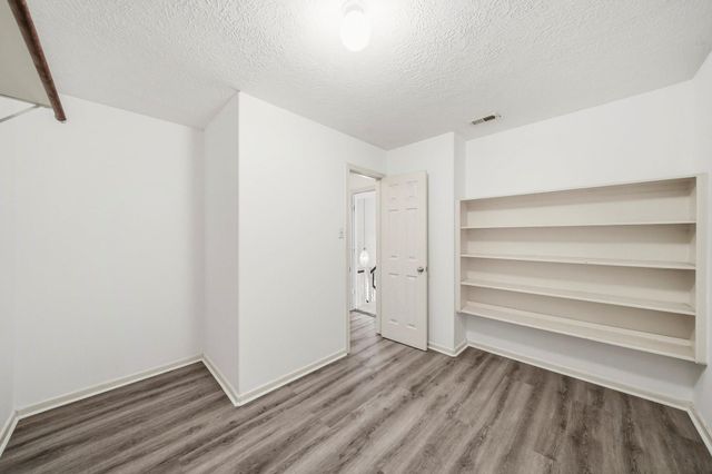 1201 Arbre Lane, Friendswood, TX 77546