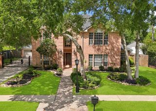 1201 Arbre Lane, Friendswood, TX 77546