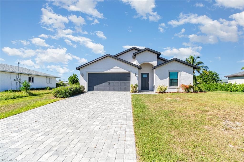 1206 NE 13th PL, Cape Coral, FL 33909