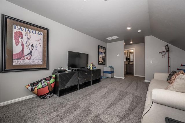 15901 Windrush Place, Edmond, OK 73013