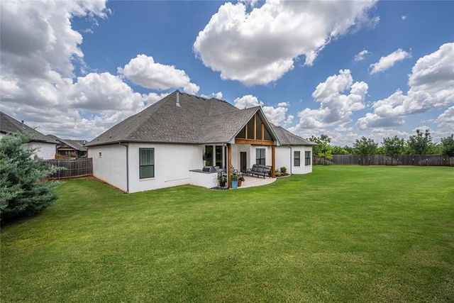 15901 Windrush Place, Edmond, OK 73013