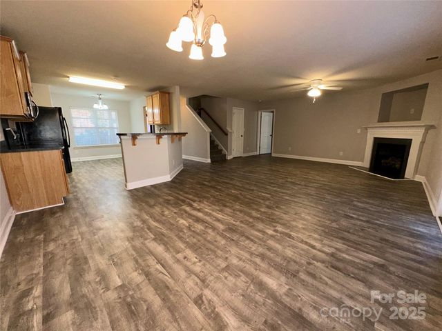 366 Courtland Court, Kannapolis, NC 28081