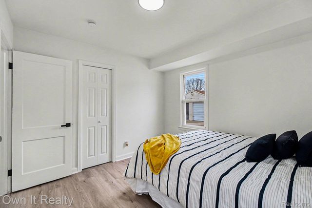 20242 Steel Street, Detroit, MI 48235