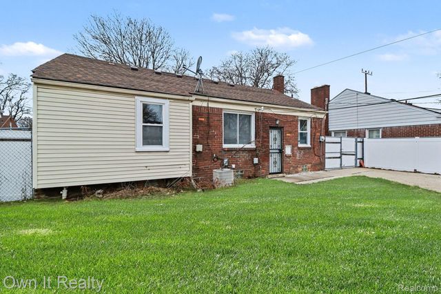 20242 Steel Street, Detroit, MI 48235