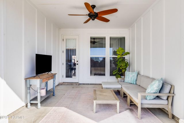 202 San Sebastian Drive, Youngsville, LA 70592