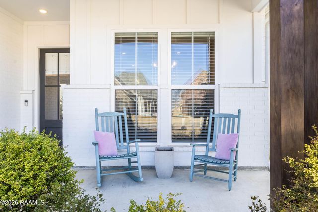 202 San Sebastian Drive, Youngsville, LA 70592