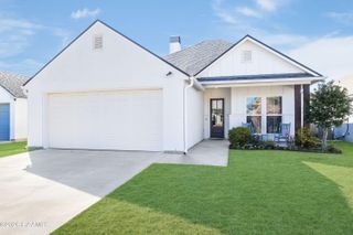 202 San Sebastian Drive, Youngsville, LA 70592
