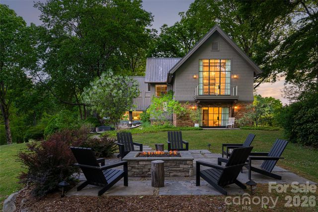 3903 Island Ford Road, Brevard, NC 28712