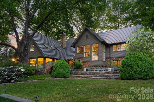 3903 Island Ford Road, Brevard, NC 28712