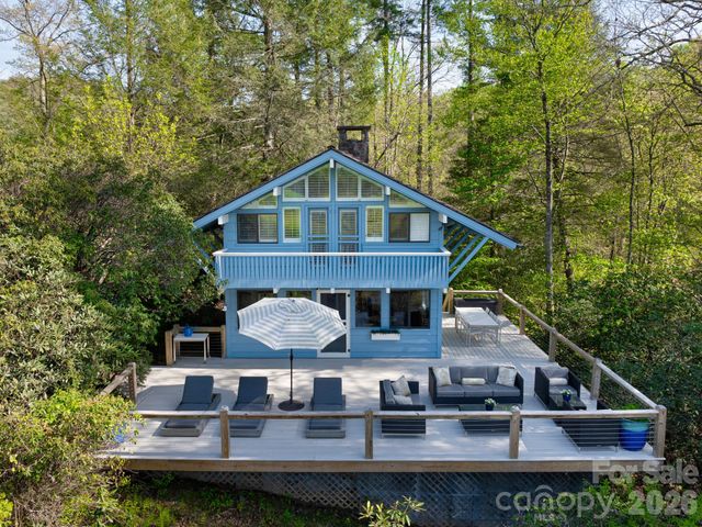 3903 Island Ford Road, Brevard, NC 28712
