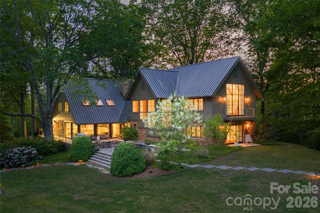 3903 Island Ford Road, Brevard, NC 28712