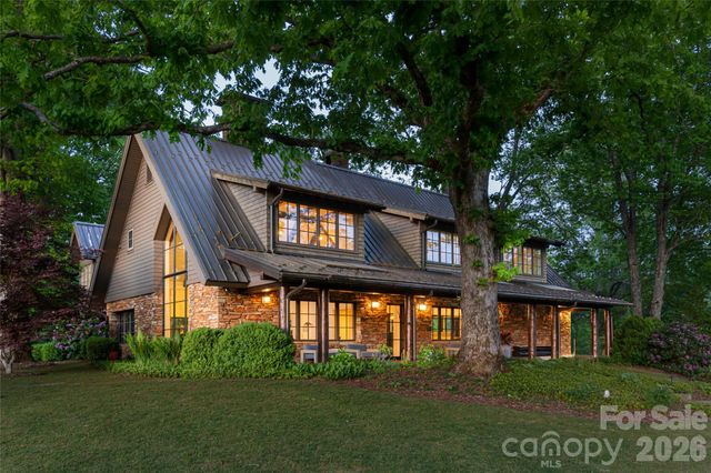 3903 Island Ford Road, Brevard, NC 28712