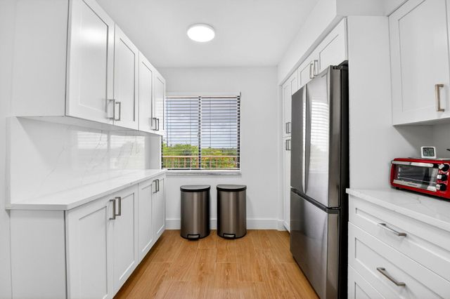 6866 Huntington Lane 602, Delray Beach, FL 33446