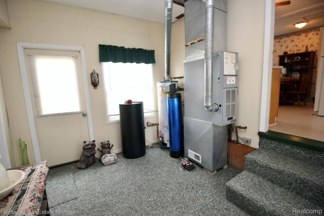 8265 S M 52, Bennington Township, MI 48867