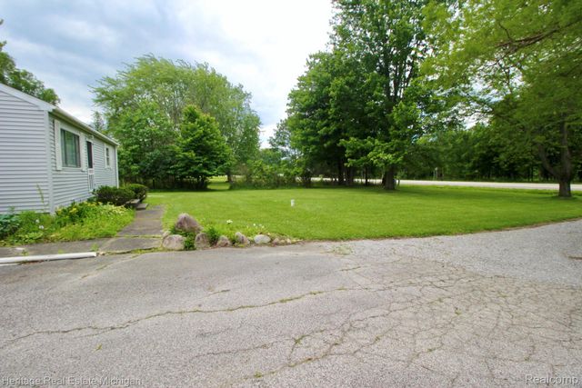 8265 S M 52, Bennington Township, MI 48867