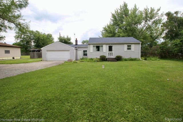 8265 S M 52, Bennington Township, MI 48867