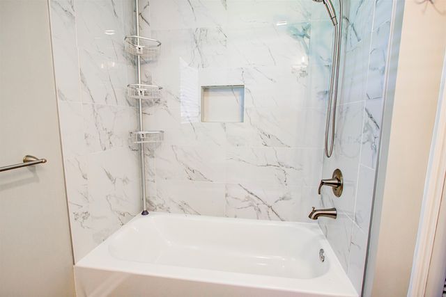 138 Hicks Ave, Crescent City, FL 32112