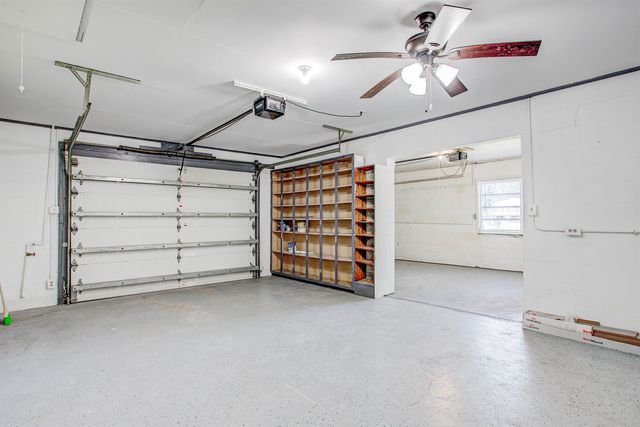 138 Hicks Ave, Crescent City, FL 32112