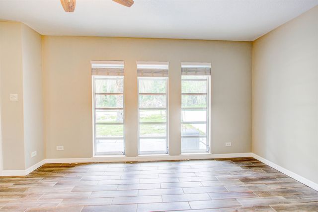 138 Hicks Ave, Crescent City, FL 32112