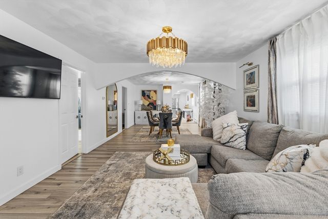 115 Division St, New Bedford, MA 02744