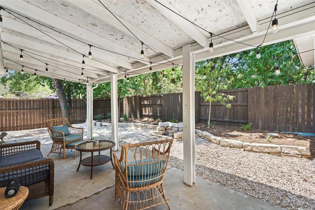 109 Wisteria DR, Georgetown, TX 78626