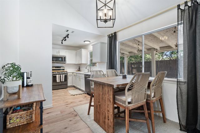 109 Wisteria DR, Georgetown, TX 78626