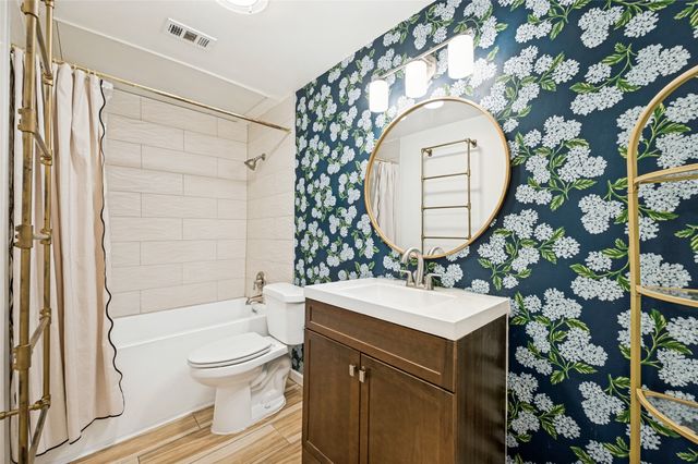3105 San Jacinto Street 110, Dallas, TX 75204