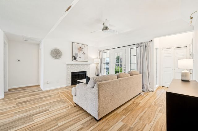 3105 San Jacinto Street 110, Dallas, TX 75204