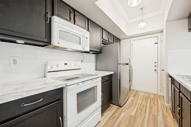 3105 San Jacinto Street 110, Dallas, TX 75204