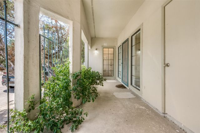 3105 San Jacinto Street 110, Dallas, TX 75204