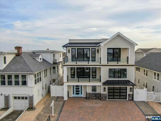 17 I Street, Seaside Park, NJ 08752