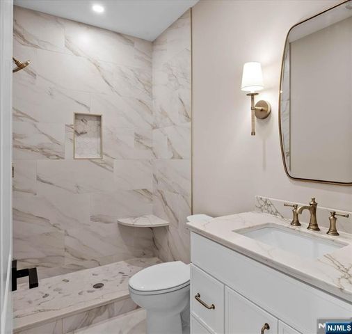 17 I Street, Seaside Park, NJ 08752