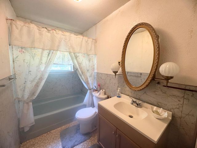 390 Pr 5200, Kennard, TX 75847