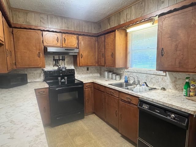 390 Pr 5200, Kennard, TX 75847
