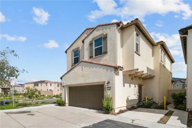 370 Campbell Court, Santa Paula, CA 93060